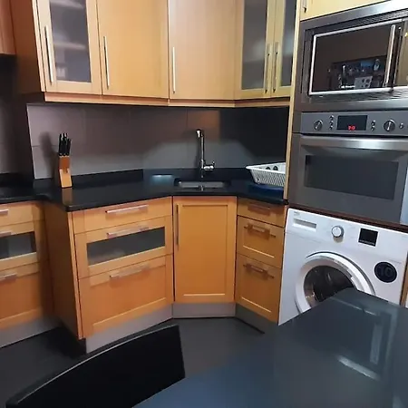 A Pocos Pasos Del Faro De Apartment *