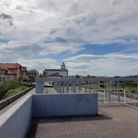 Gestiona2r - A Pocos Pasos Del Faro De アパート *